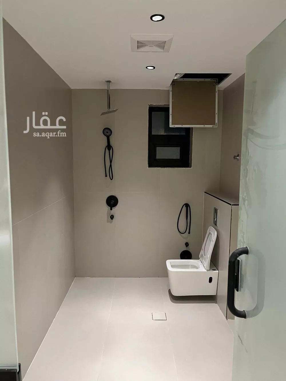 6 bedroom villa in Al Mahdiyyah 14