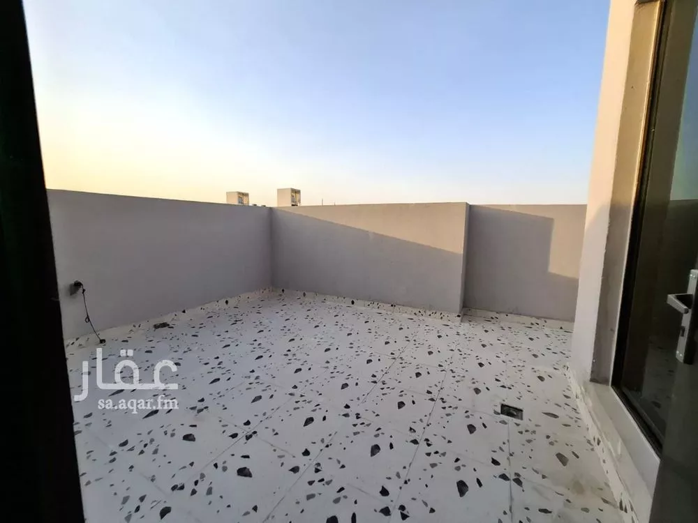 5 bedroom villa in Taibah 12