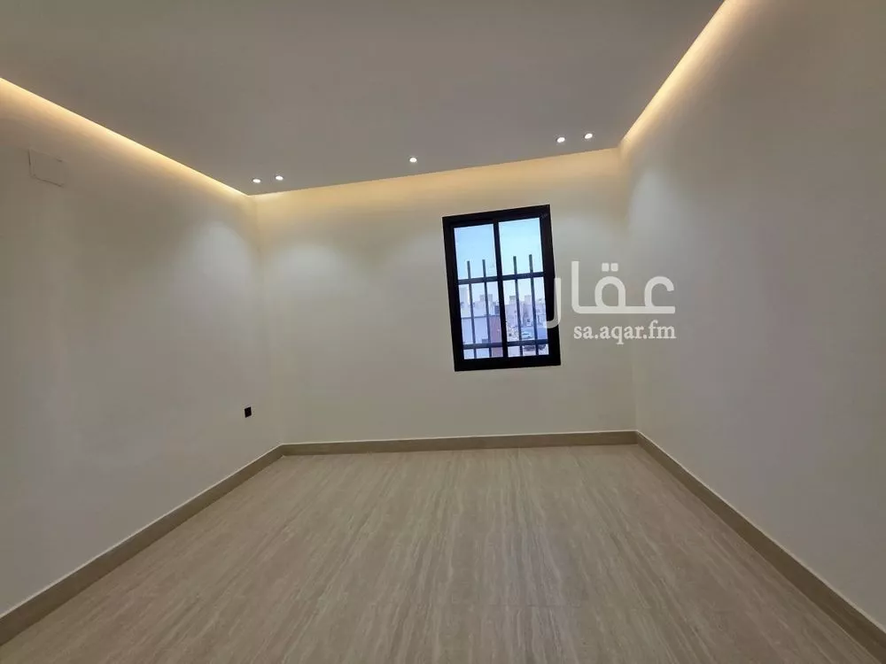6 bedroom villa in Dhahrat Laban 3