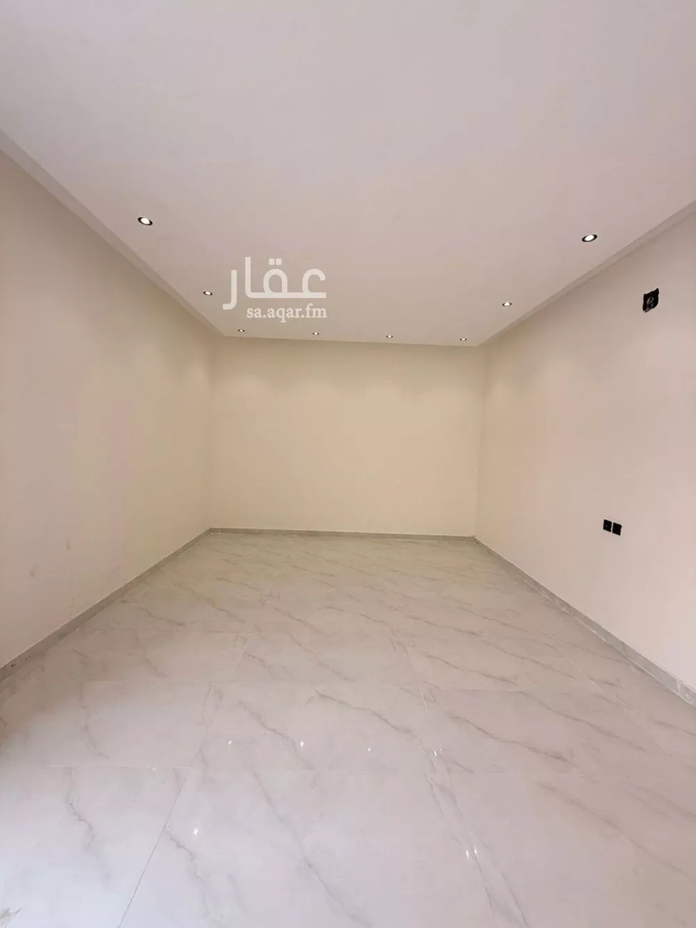 5 bedroom villa in Okaz 16