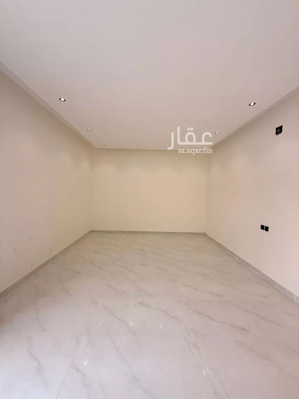 5 bedroom villa in Okaz 7