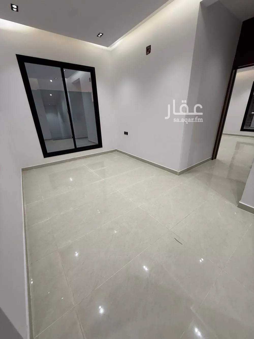 5 bedroom villa in Tuwaiq 12