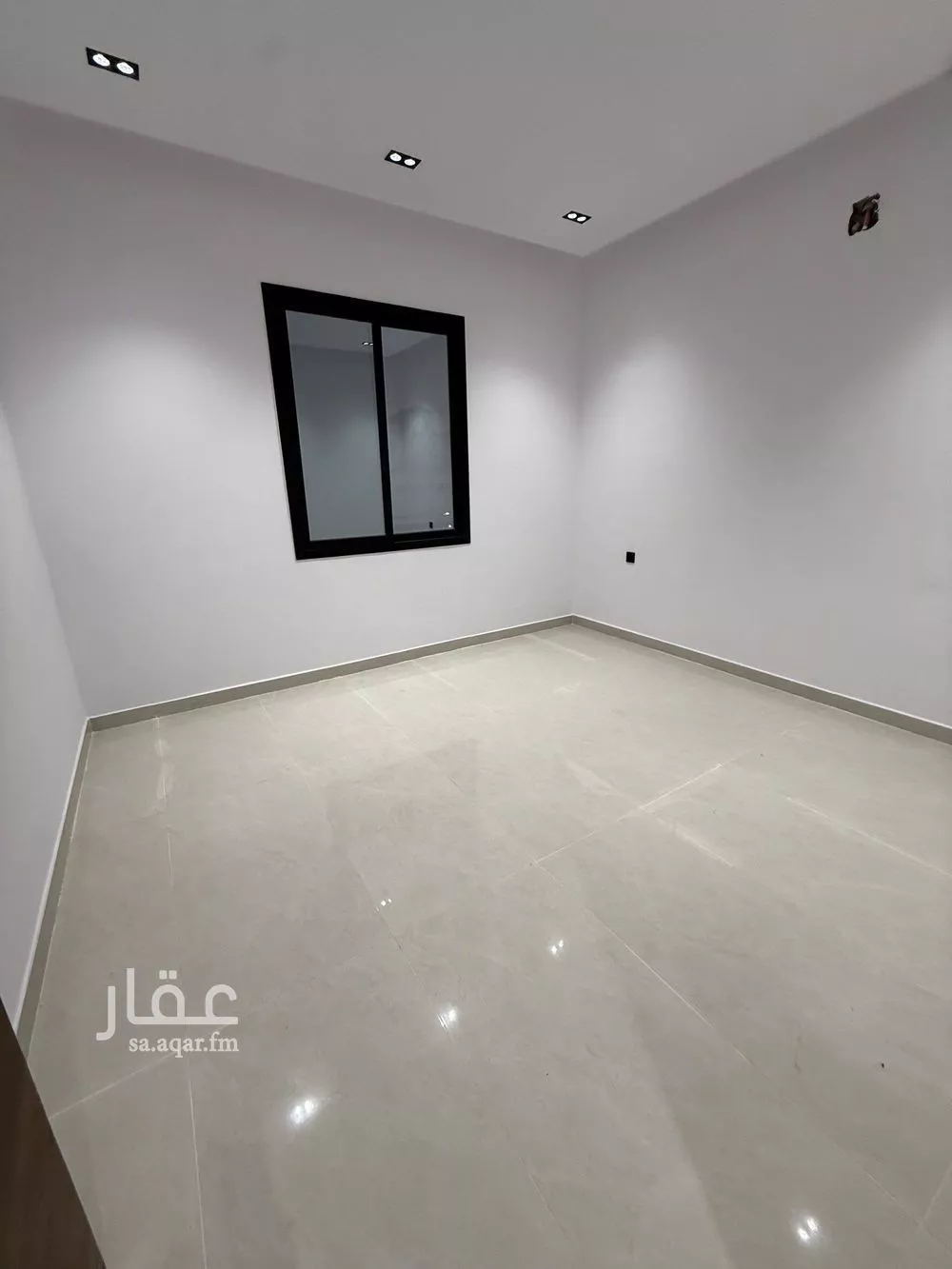 5 bedroom villa in Tuwaiq 13