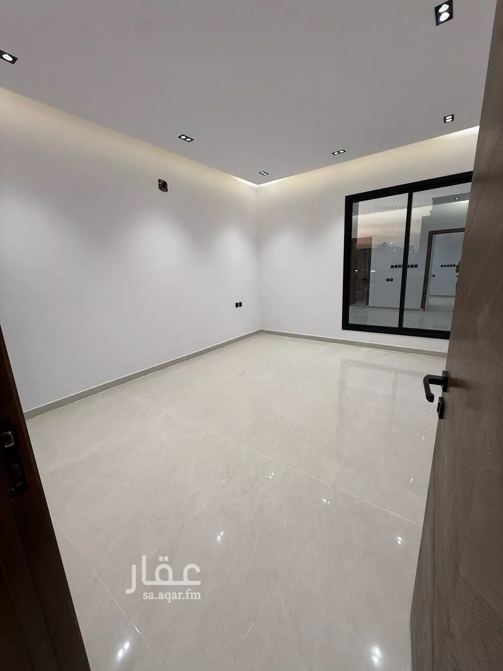 5 bedroom villa in Tuwaiq 15