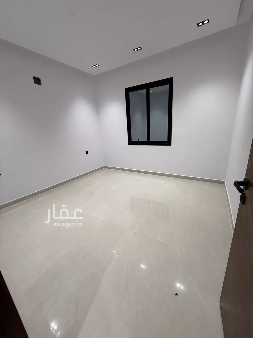 5 bedroom villa in Tuwaiq 17