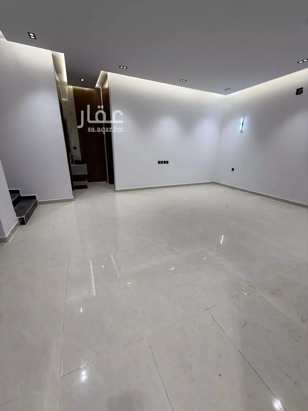 5 bedroom villa in Tuwaiq 7