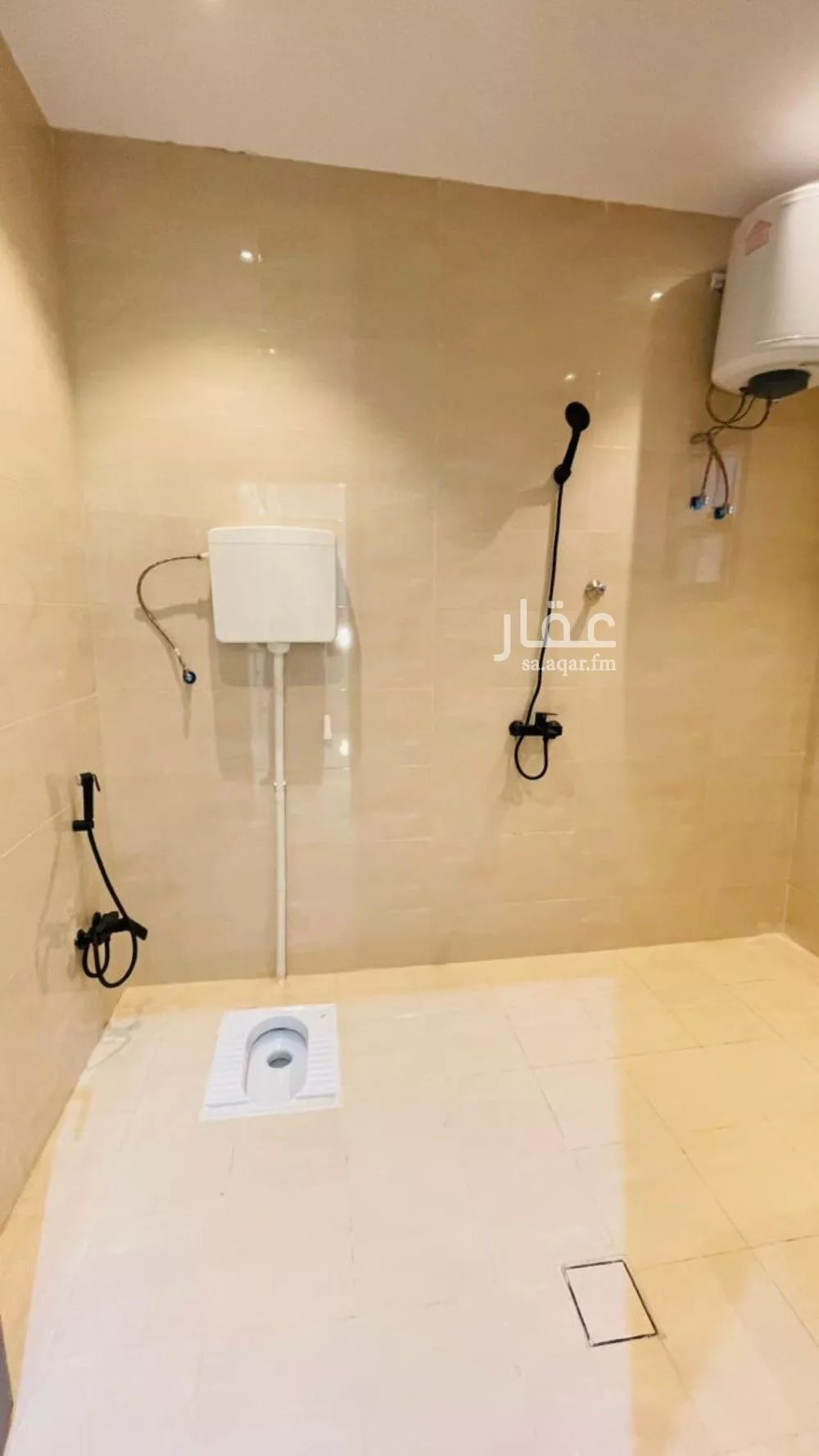 5 bedroom villa in Al Uraija Al Gharbiyah 12