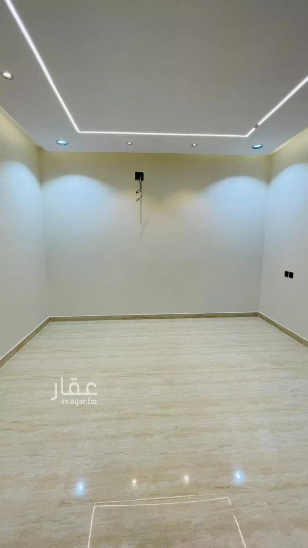 5 bedroom villa in Al Uraija Al Gharbiyah 4