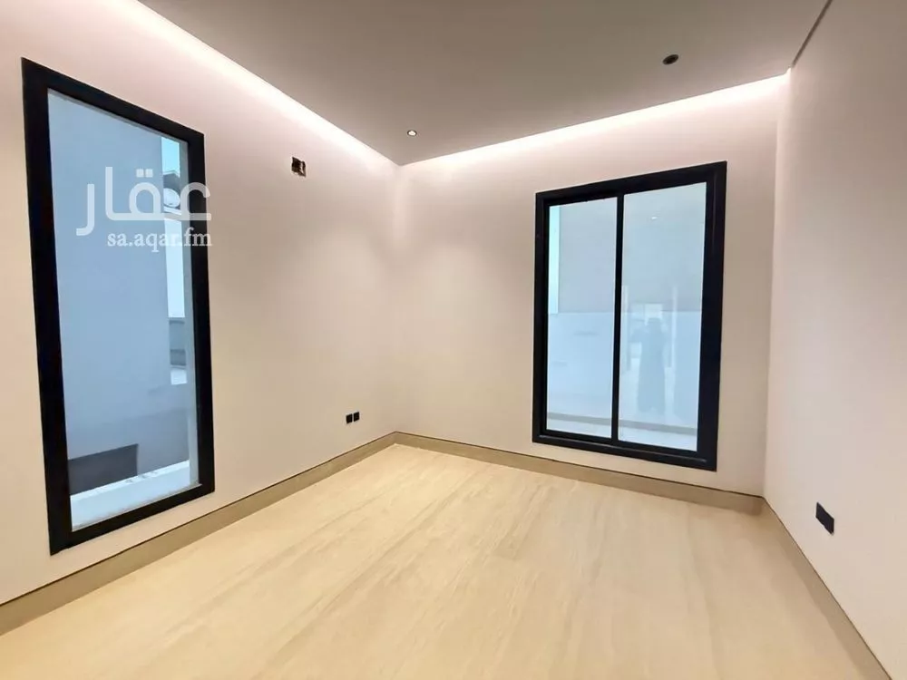 5 bedroom villa in Al Mahdiyyah 16