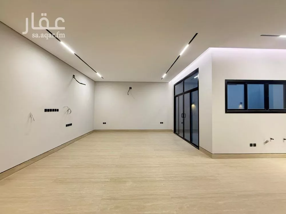 5 bedroom villa in Al Mahdiyyah 8