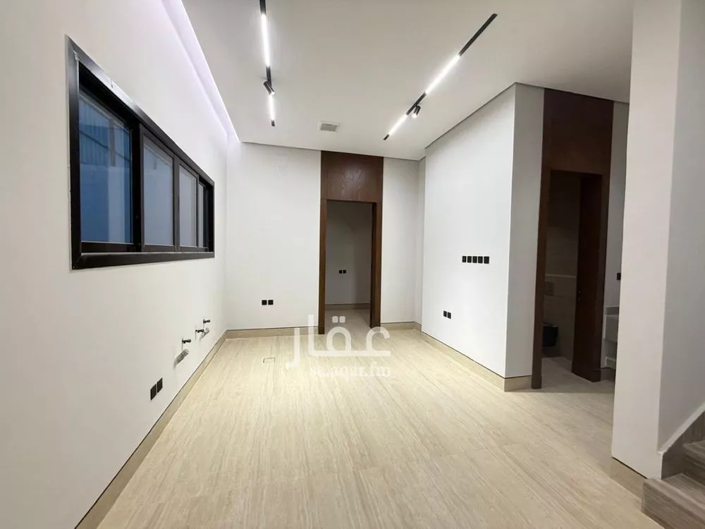 5 bedroom villa in Al Mahdiyyah 9