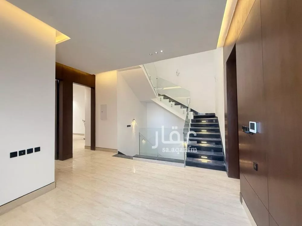 4 bedroom villa in Al Mahdiyyah 14