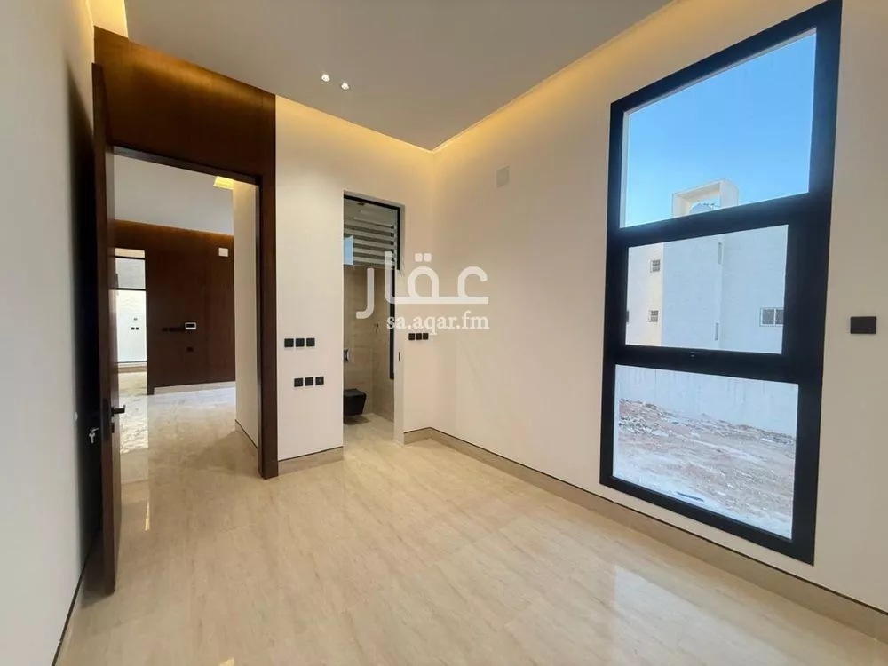 4 bedroom villa in Al Mahdiyyah 22