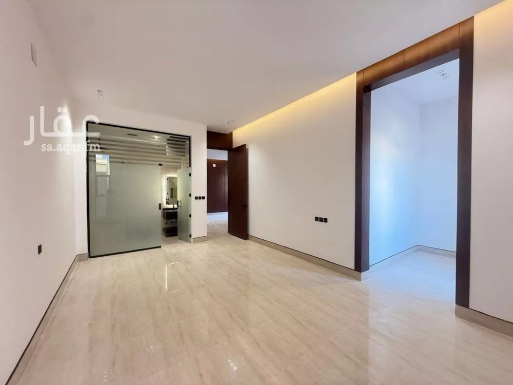 4 bedroom villa in Al Mahdiyyah 6