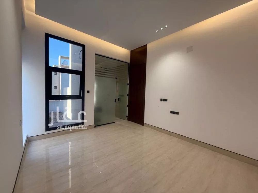 4 bedroom villa in Al Mahdiyyah 9