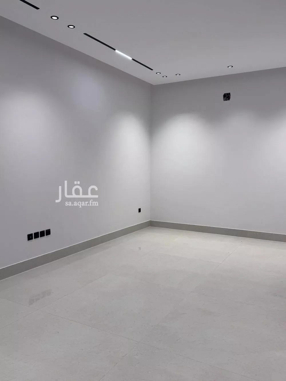 فيلا 4 غرف في المهدية 6