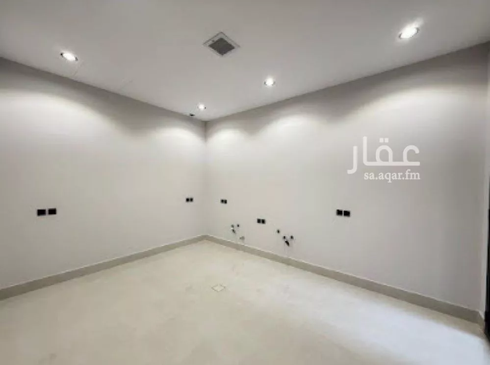 6 bedroom villa in Al Mahdiyyah 14