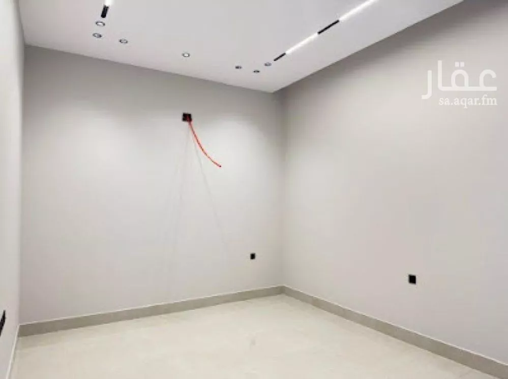 6 bedroom villa in Al Mahdiyyah 3