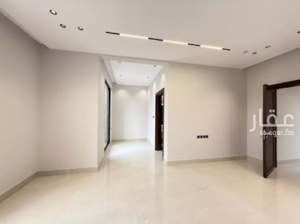 6 bedroom villa in Al Mahdiyyah 25