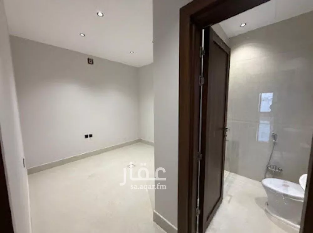 6 bedroom villa in Al Mahdiyyah 27