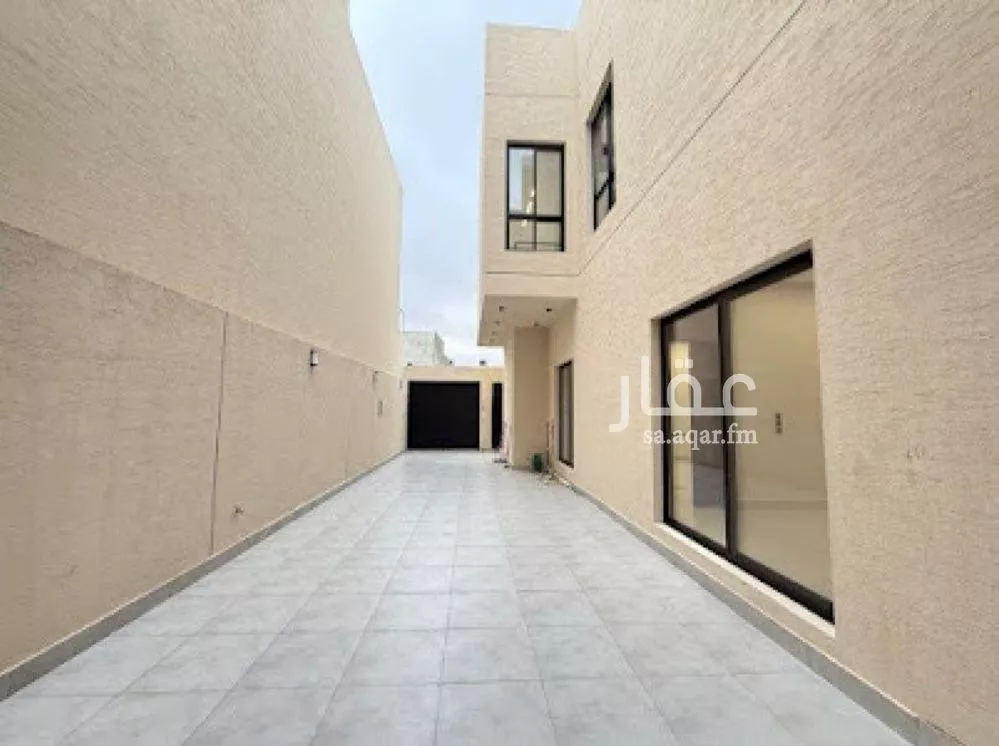 6 bedroom villa in Al Mahdiyyah 28