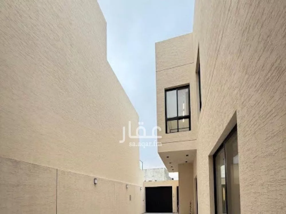 6 bedroom villa in Al Mahdiyyah 29