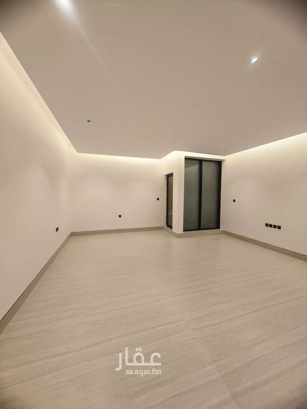 4 bedroom villa in Al Narjis 18