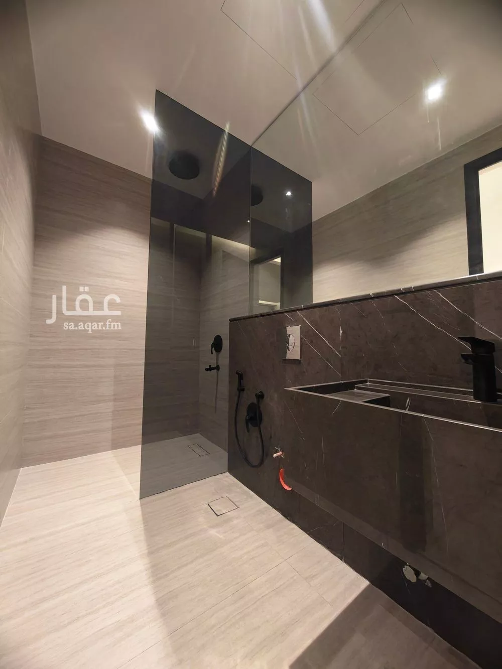 4 bedroom villa in Al Narjis 24