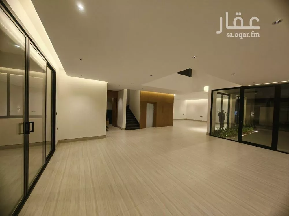 4 bedroom villa in Al Narjis 8