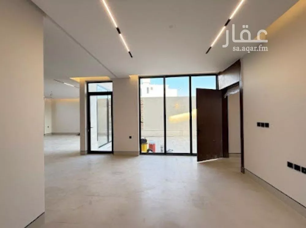 6 bedroom villa in Al Mahdiyyah 17