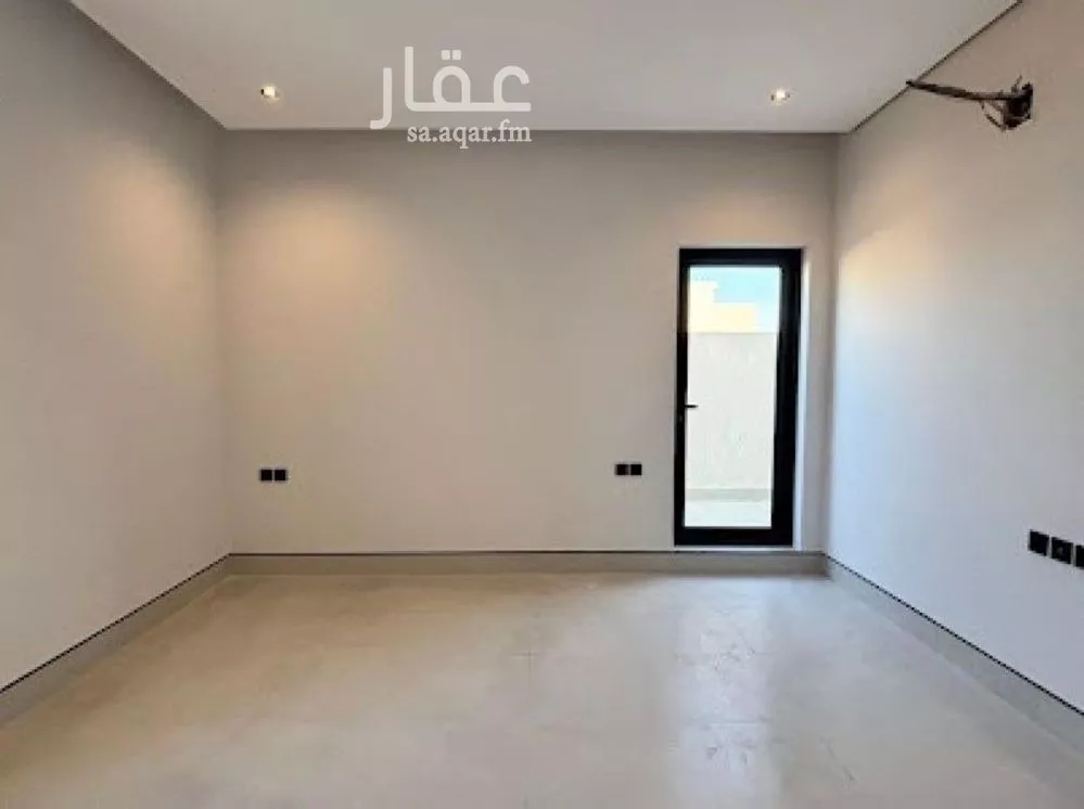 6 bedroom villa in Al Mahdiyyah 22