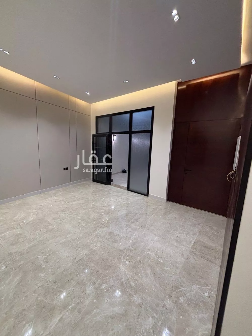 5 bedroom villa in Al Mahdiyyah 15