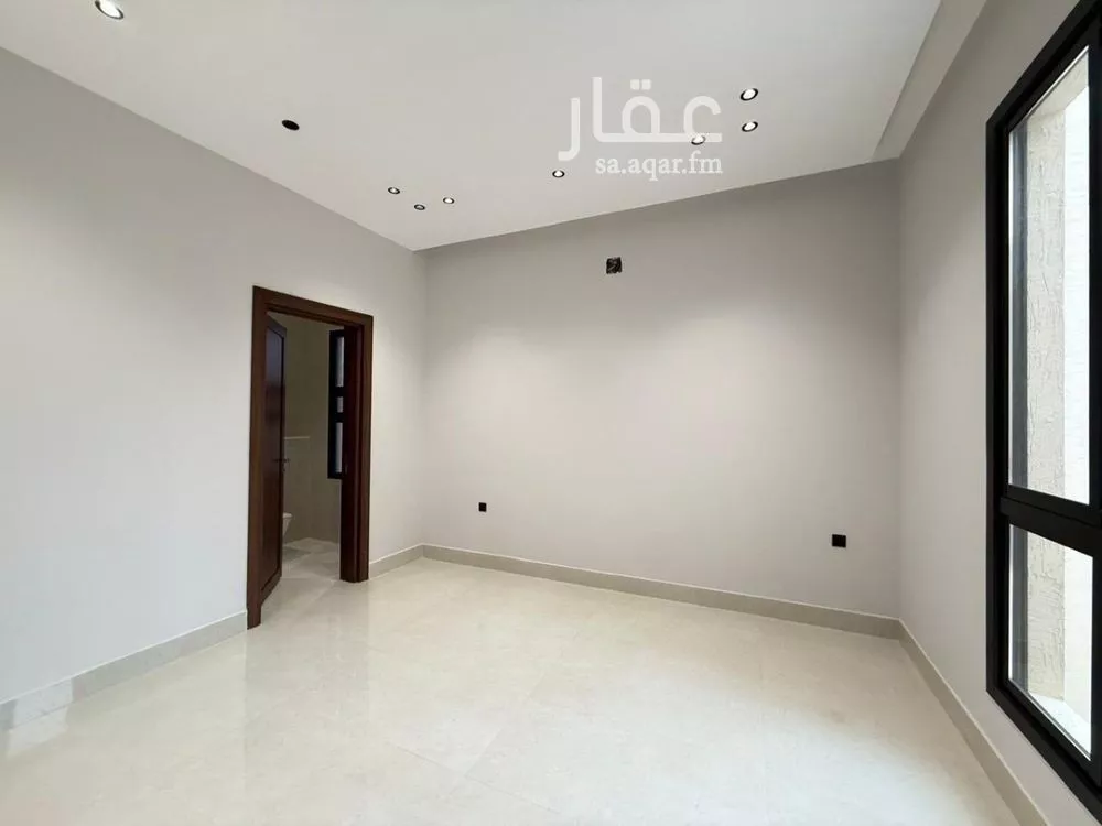 6 bedroom villa in Al Mahdiyyah 14