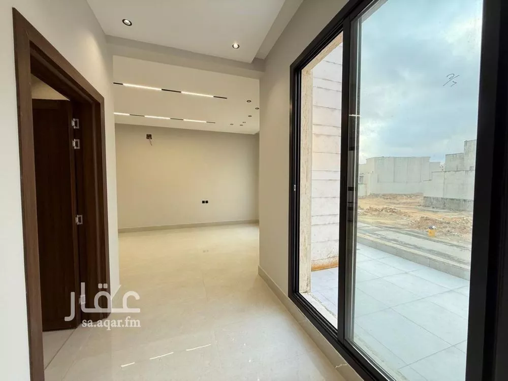6 bedroom villa in Al Mahdiyyah 23