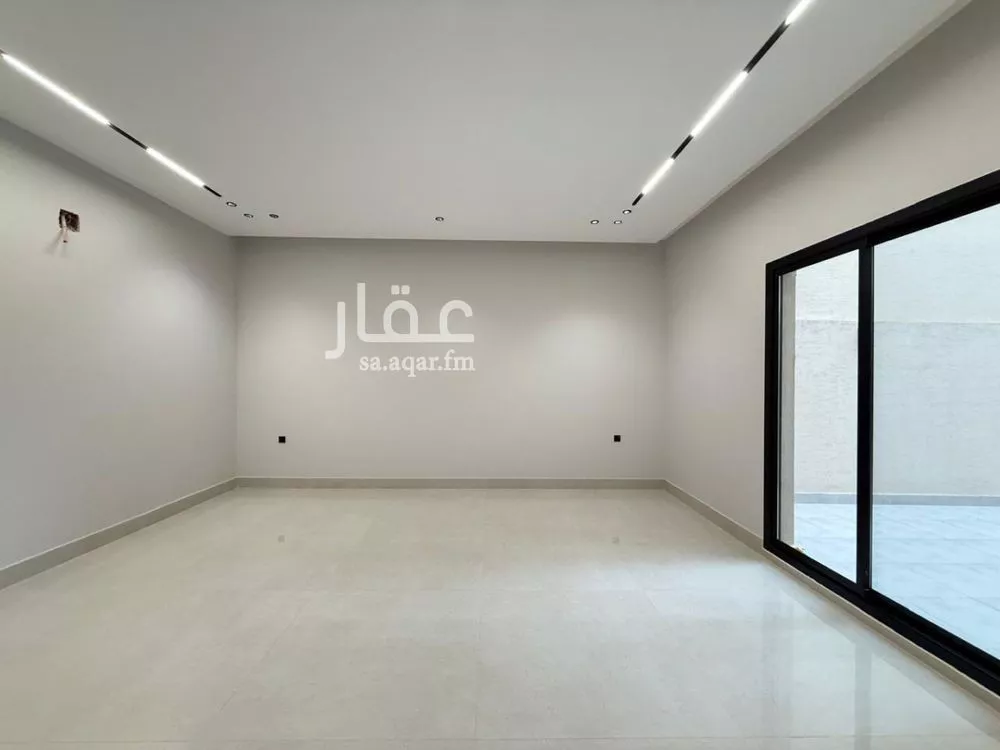 6 bedroom villa in Al Mahdiyyah 8