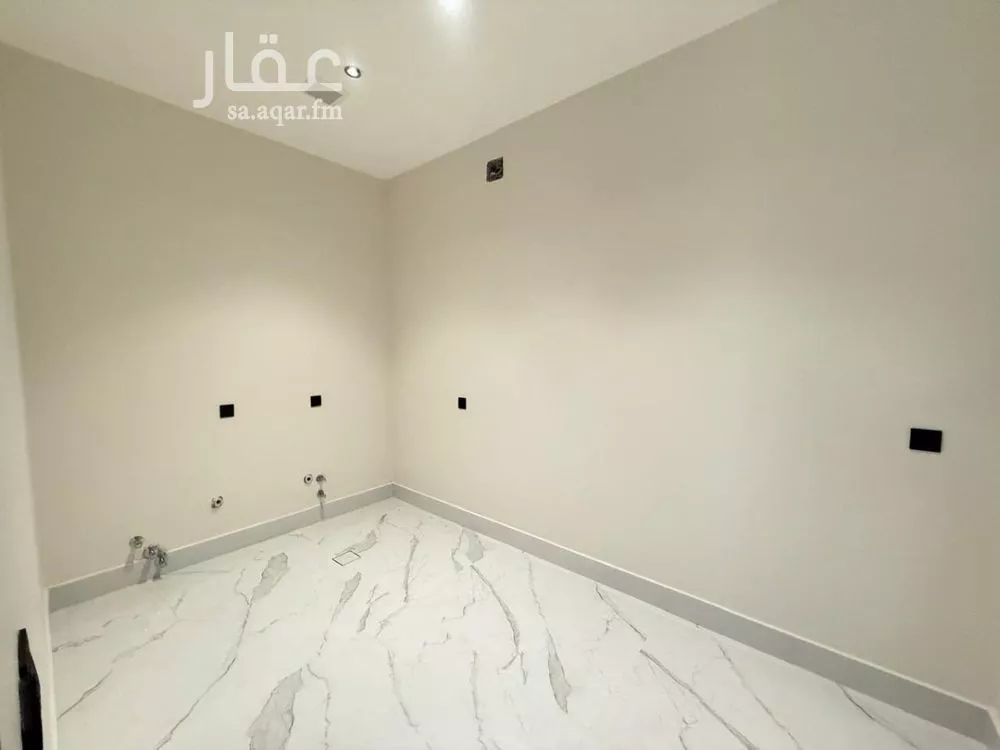 فيلا 6 غرف في المهدية 16