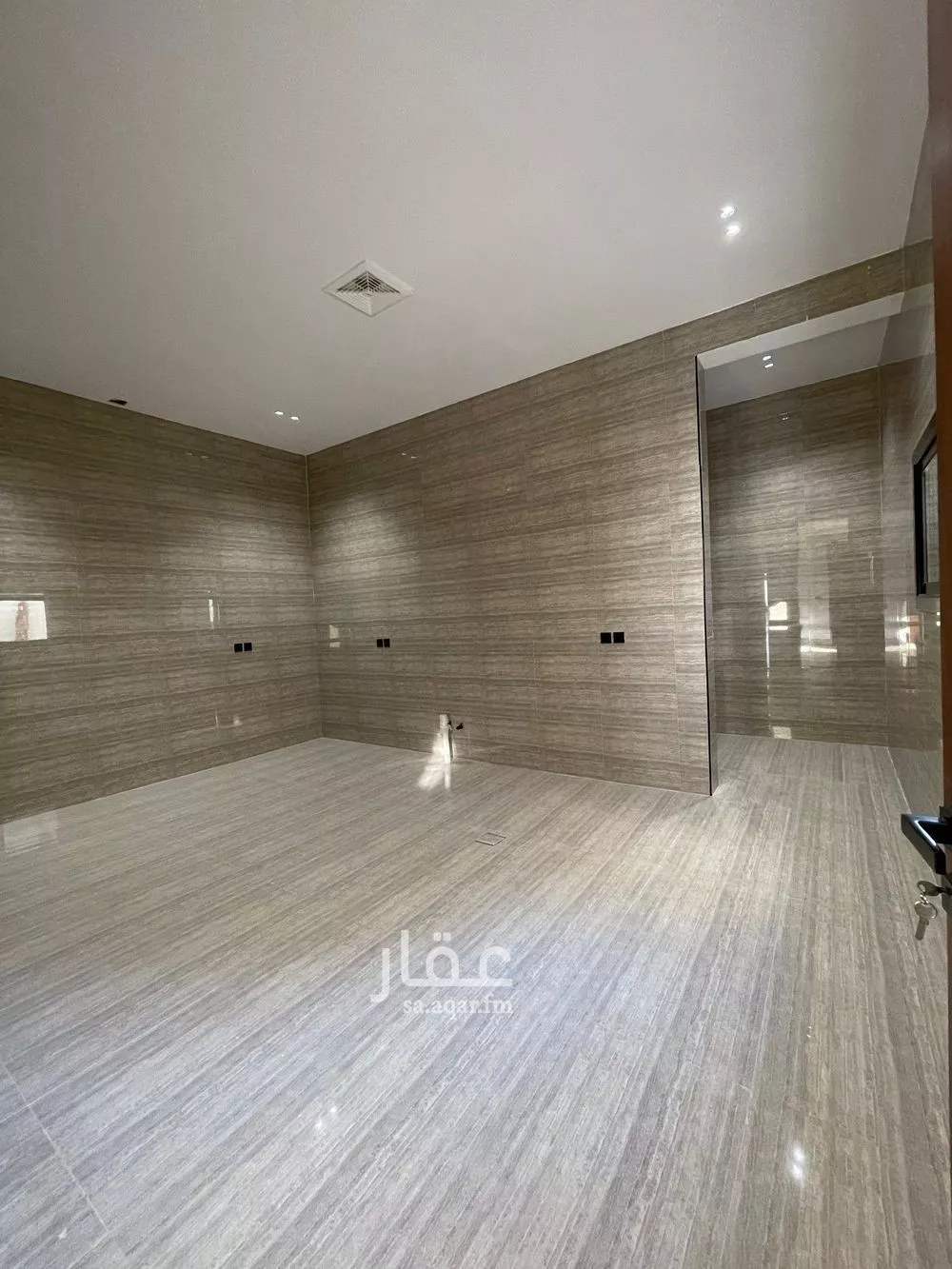 7 bedroom villa in Al Mahdiyyah 8