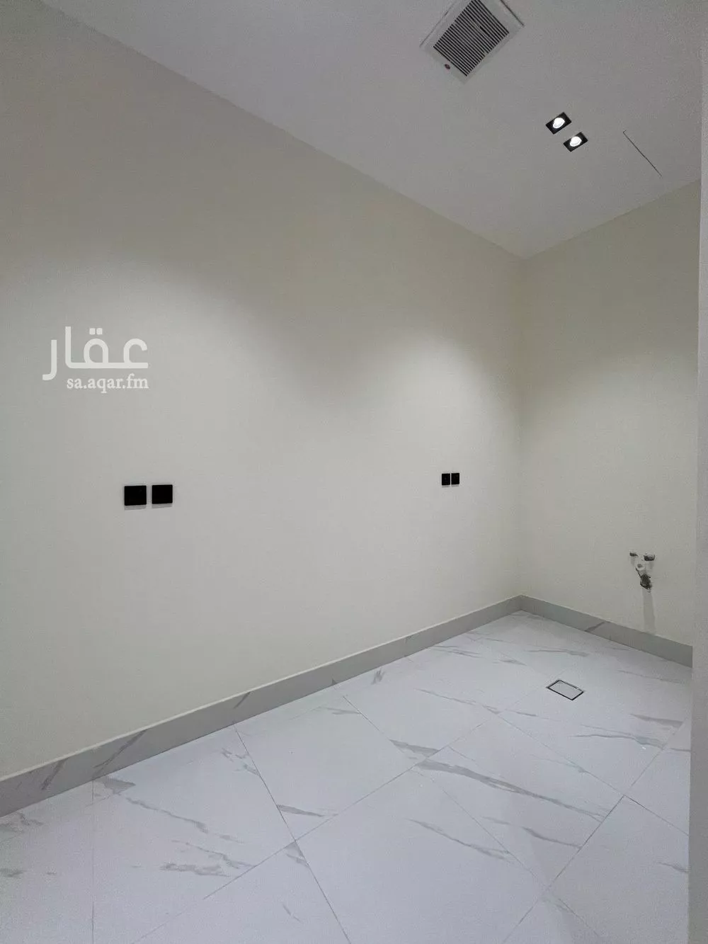 6 bedroom villa in Al Narjis 28