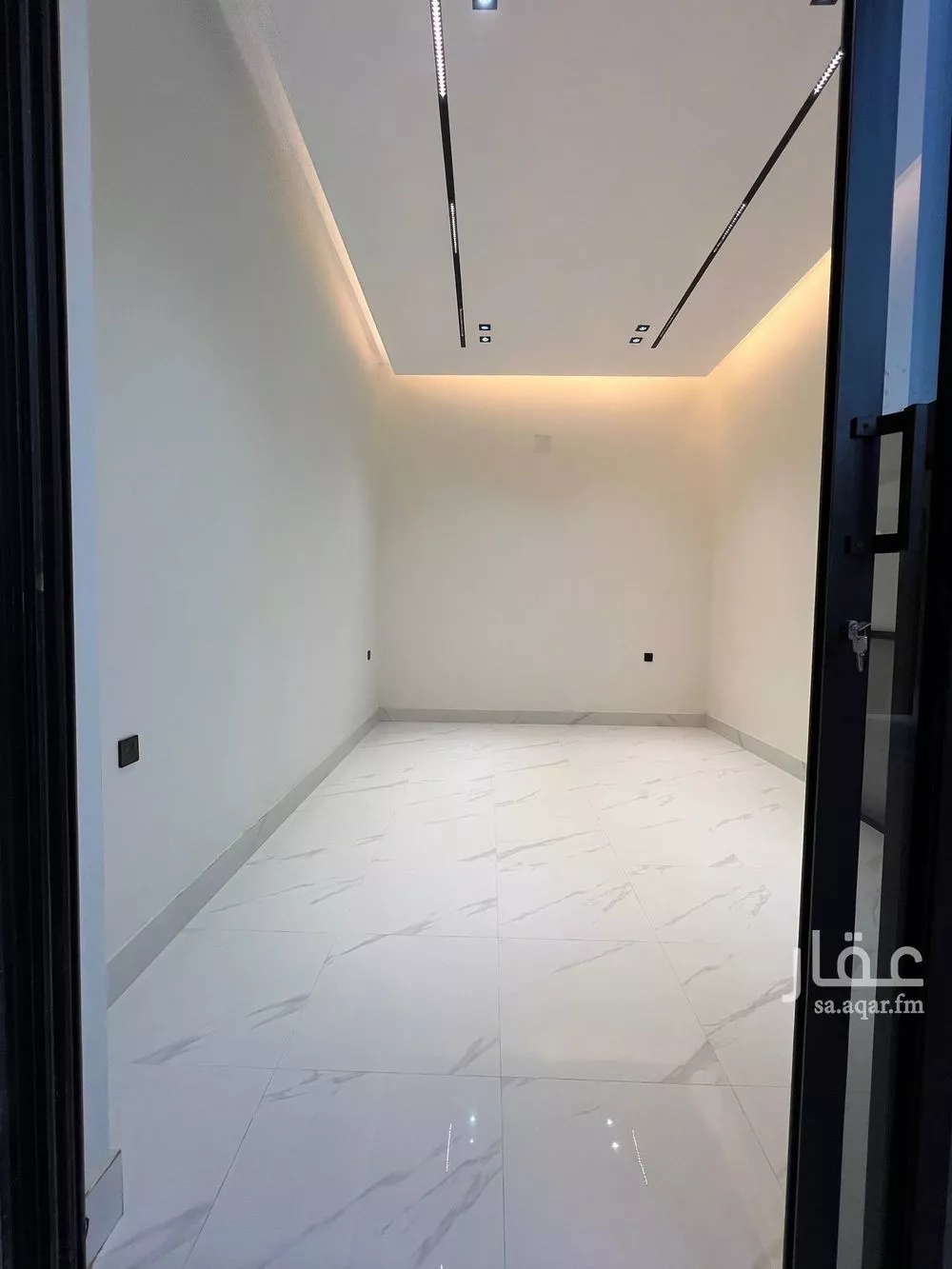 6 bedroom villa in Al Narjis 9