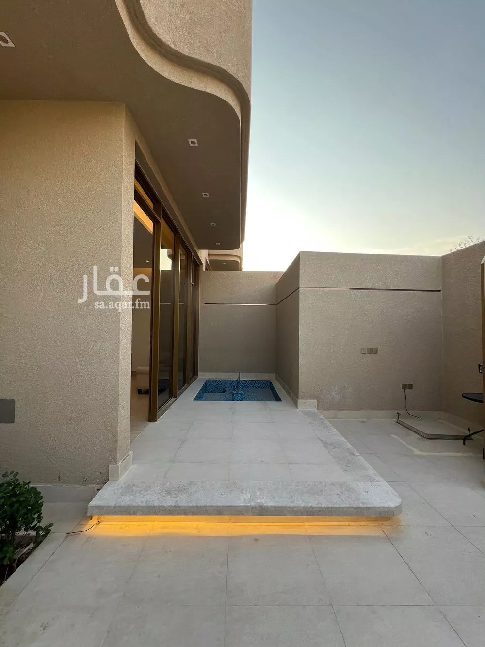 6 bedroom villa in Al Narjis 3