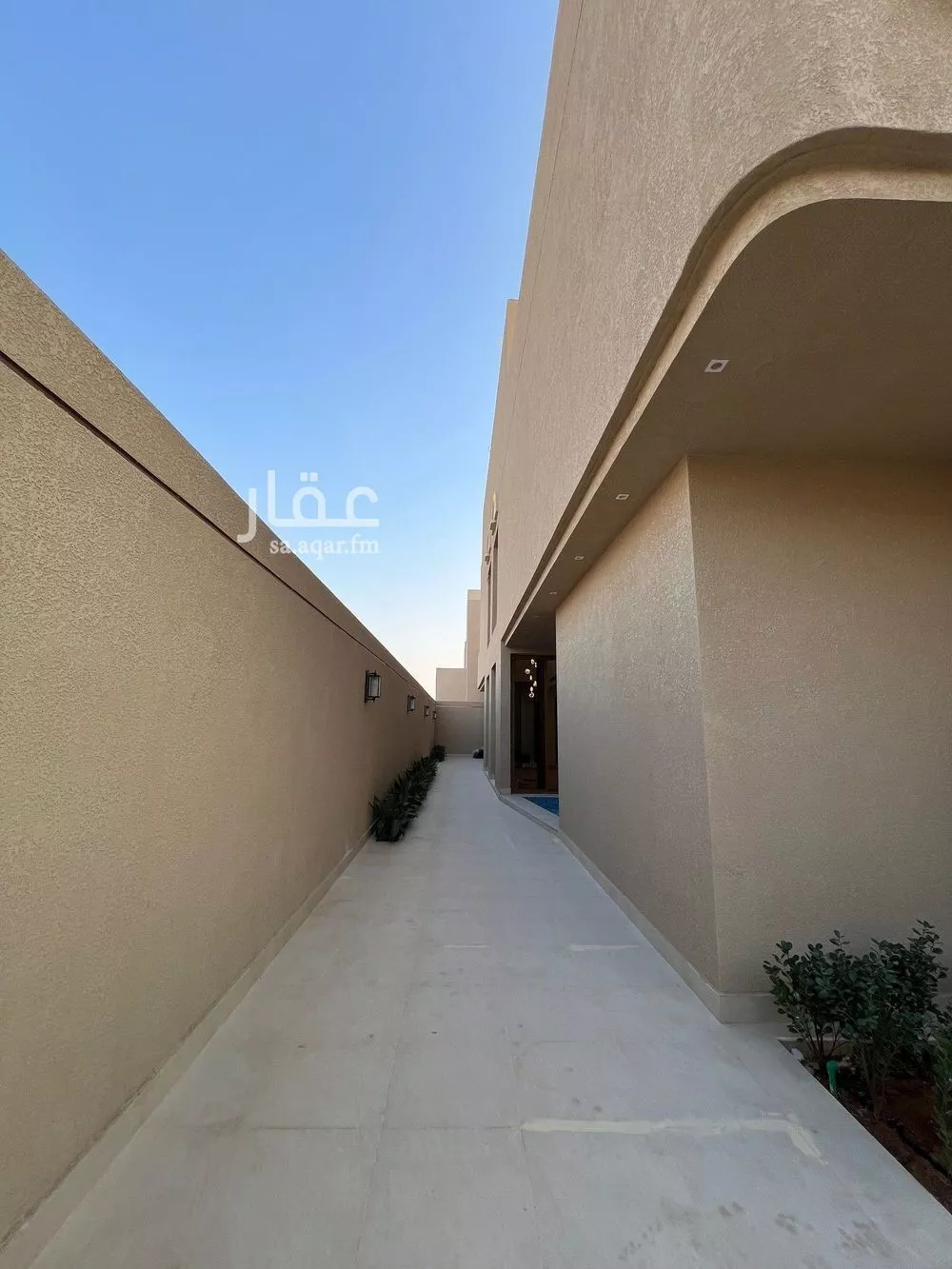 6 bedroom villa in Al Narjis 7