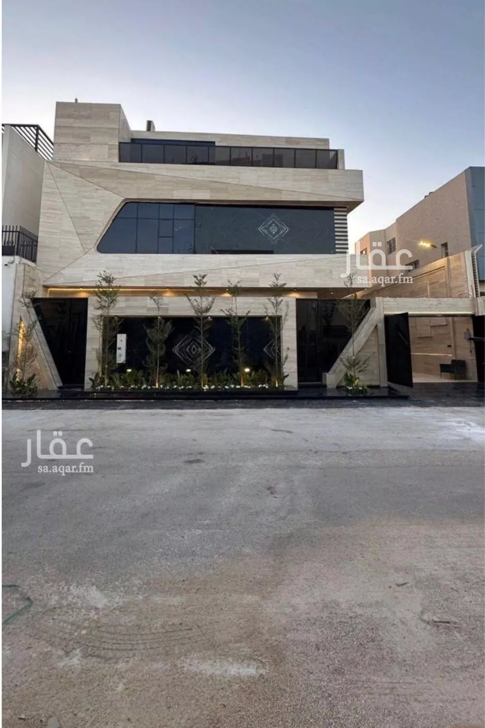فيلا 5 غرف في المهدية 6