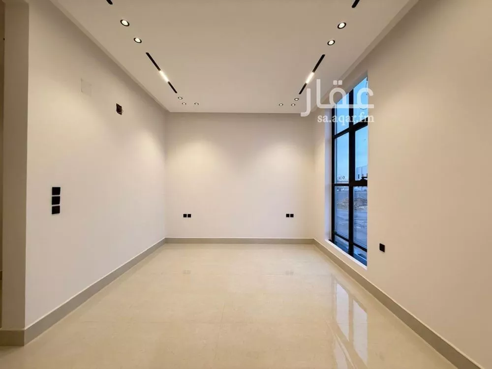 6 bedroom villa in Al Mahdiyyah 12