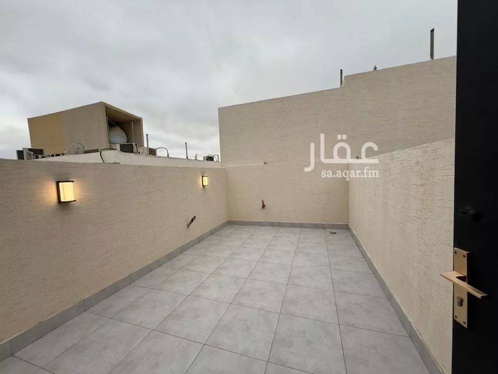6 bedroom villa in Al Mahdiyyah 21