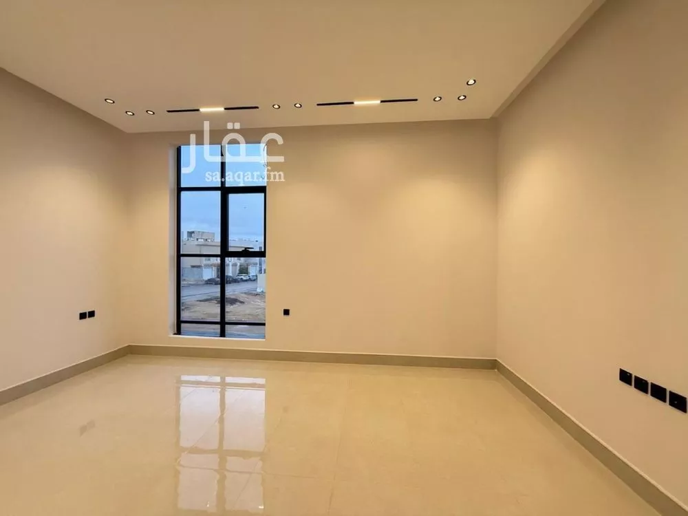 6 bedroom villa in Al Mahdiyyah 10