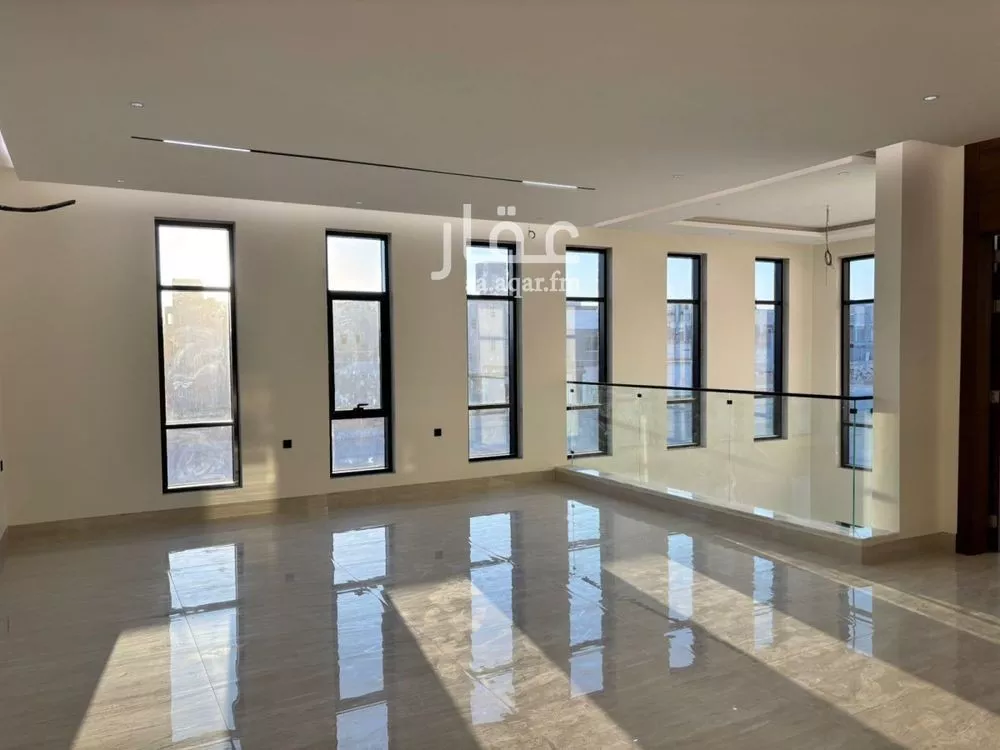 6 bedroom villa in Al Mahdiyyah 12