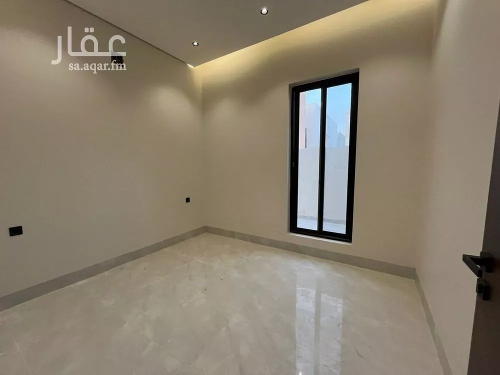 6 bedroom villa in Al Mahdiyyah 14