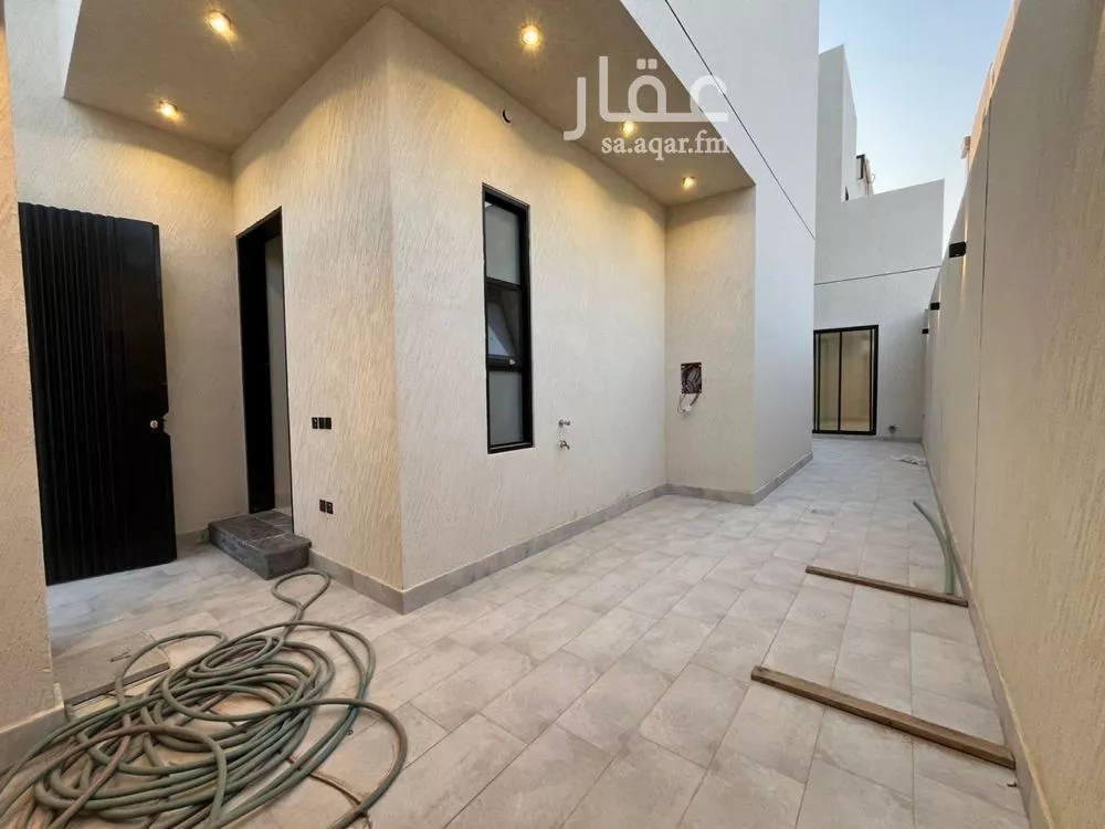 6 bedroom villa in Al Mahdiyyah 8