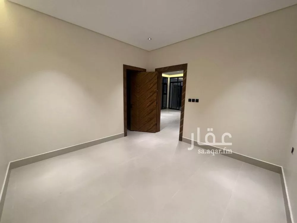 5 bedroom villa in Al Mahdiyyah 17