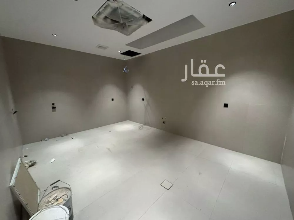 5 bedroom villa in Al Mahdiyyah 20